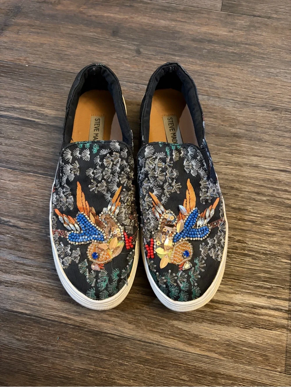 Steven Madden Beaded Bluebird Of Joy Happiness Prosperity Black Sneakers Size 7M - Picture 2 of 6